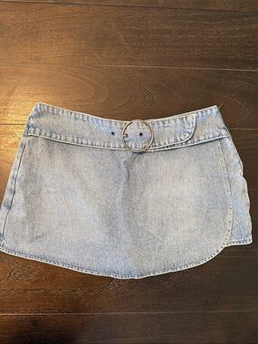 Rewash Light Blue Denim Mini SKORT with Round Buckle NWOT